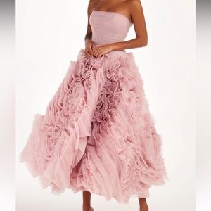 Mille Dramatically flowered midi in tulle dress in misty pink